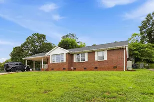 186 Stribling Cir, Spartanburg, SC 29301 - Photo 2