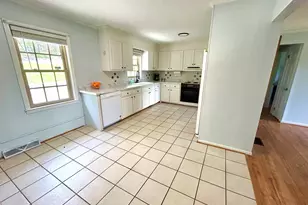 346 Wolf Creek Rd, Pickens, SC 29671 - Photo 8