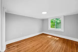 8 Amherst Ave, Greenville, SC 29605 - Photo 18