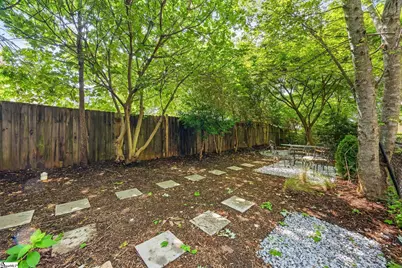 8 Amherst Avenue, Greenville, SC 29605 - Photo 20