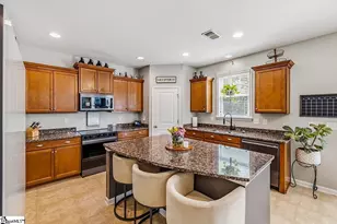 235 Castleton Cir, Boiling Springs, SC 29316 - Photo 12