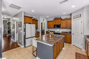 235 Castleton Cir, Boiling Springs, SC 29316 - Photo 14