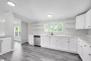 100 Riverbreeze Rd, Greenville, SC 29611 - Photo 4