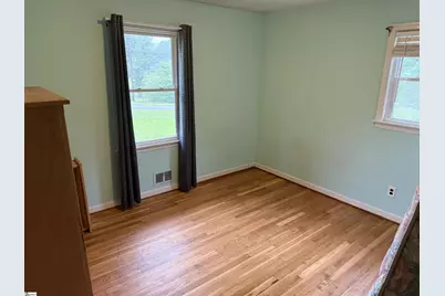 3855 Maid Marion Lane, Spartanburg, SC 29302 - Photo 2