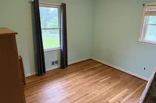 3855 Maid Marion Ln, Spartanburg, SC 29302 - Photo 2