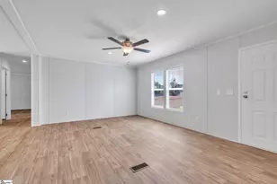 109 Windfield Hill Dr, Williamston, SC 29697 - Photo 4