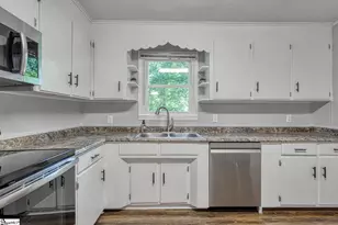 110 Chapman Circle, Spartanburg, SC 29307 - Photo 12