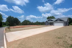 502 Hellams Rd, Gray Court, SC 29645 - Photo 4