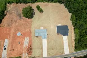 502 Hellams Rd, Gray Court, SC 29645 - Photo 2