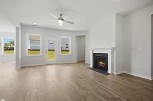 557 Hydrangea St, Seneca, SC 29678 - Photo 6