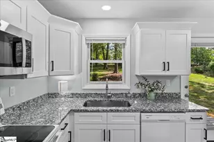 3 Kerry Ct, Taylors, SC 29687 - Photo 8