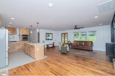 508 Forest Drive, Landrum, SC 29356 - Photo 6