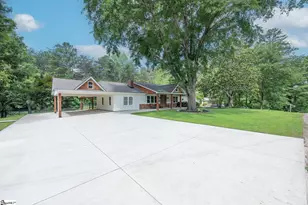 508 Forest Dr, Landrum, SC 29356 - Photo 2