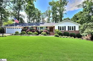 5 Fernwood Dr, Taylors, SC 29687 - Photo 2