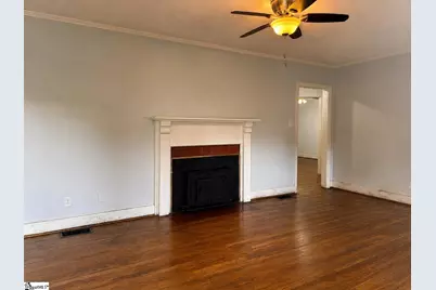 109 Neely Avenue, Spartanburg, SC 29302 - Photo 2