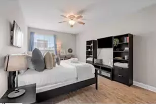 10 E Washington St, Greenville, SC 29601 - Photo 6