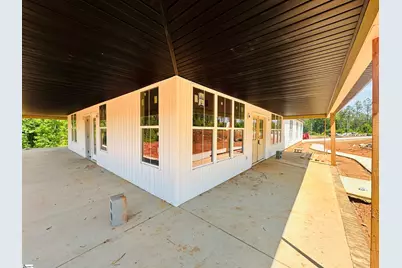 850 Cattle Drive, Laurens, SC 29360 - Photo 8