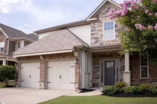 608 Troutdale Ln, Simpsonville, SC 29680 - Photo 2