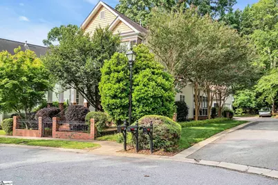126 Chessington Lane, Simpsonville, SC 29681 - Photo 2