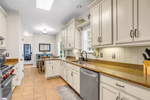 126 Chessington Ln, Simpsonville, SC 29681 - Photo 12
