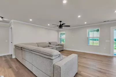 1104 Elowen Road, Spartanburg, SC 29306 - Photo 12