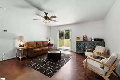 26 Michell Drive, Taylors, SC 29687 - Photo 4