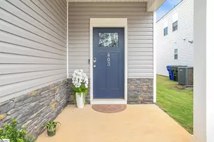403 Poinsett Bridge Wy, Greenville, SC 29607 - Photo 2