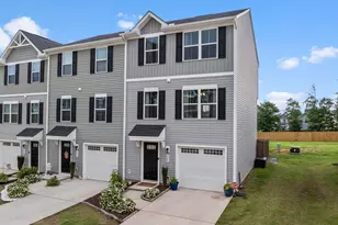220 Brooklane Ct, Easley, SC 29642 - Photo 2