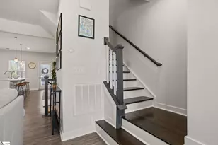 107 Rollins Ave, Greenville, SC 29607 - Photo 16