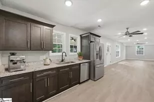 6 Davis St, Greenville, SC 29609 - Photo 8