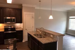 783 Elmbrook Dr, Simpsonville, SC 29681 - Photo 2