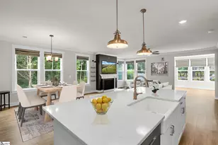 130 Creekwalk Dr, Anderson, SC 29625 - Photo 4