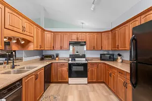 5 Lillians Ln, Greer, SC 29651 - Photo 6