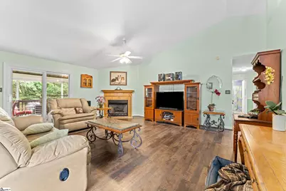 5 Lillians Lane, Greer, SC 29651 - Photo 4