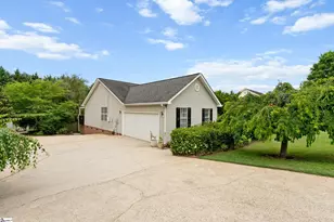 5 Lillians Ln, Greer, SC 29651 - Photo 18