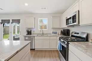 328 Whittier St, Greenville, SC 29605 - Photo 16