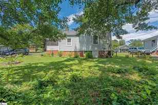 106 Morrow St, Greer, SC 29650 - Photo 28