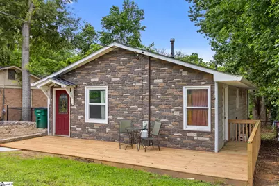 203 Shands Street, Clinton, SC 29325 - Photo 2
