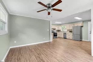 203 Shands St, Clinton, SC 29325 - Photo 6