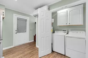 203 Shands St, Clinton, SC 29325 - Photo 12