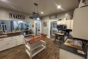 211 Duke St, Ninety Six, SC 29666 - Photo 6