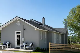 211 Duke St, Ninety Six, SC 29666 - Photo 2