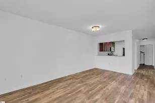 233 N Main St, Greenville, SC 29601 - Photo 12