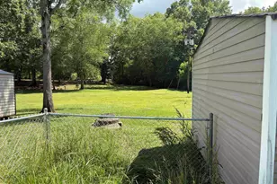24 Adger St, Pelzer, SC 29669 - Photo 2