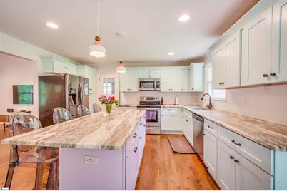 304 New Perry Road, Greenville, SC 29617 - Photo 10