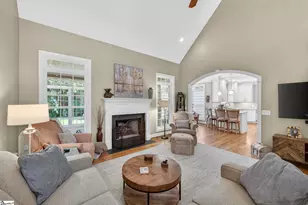 207 Benjamine Perry Ct, Simpsonville, SC 29681 - Photo 8