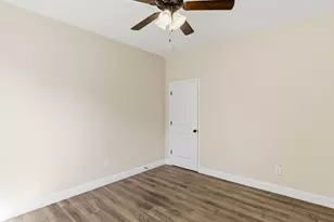 382 W Darby Rd, Greenville, SC 29609 - Photo 30
