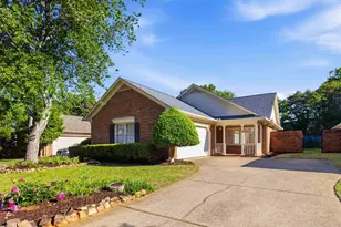 4 Parkins Pl, Greenville, SC 29607 - Photo 4