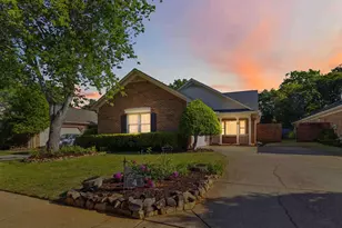 4 Parkins Pl, Greenville, SC 29607 - Photo 2