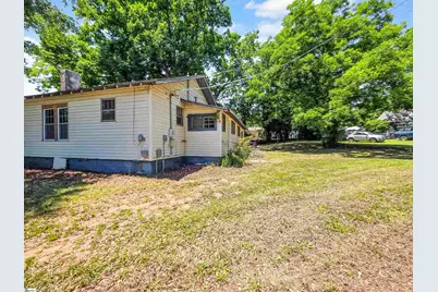 300 Ferry Street, Abbeville, SC 29620 - Photo 2